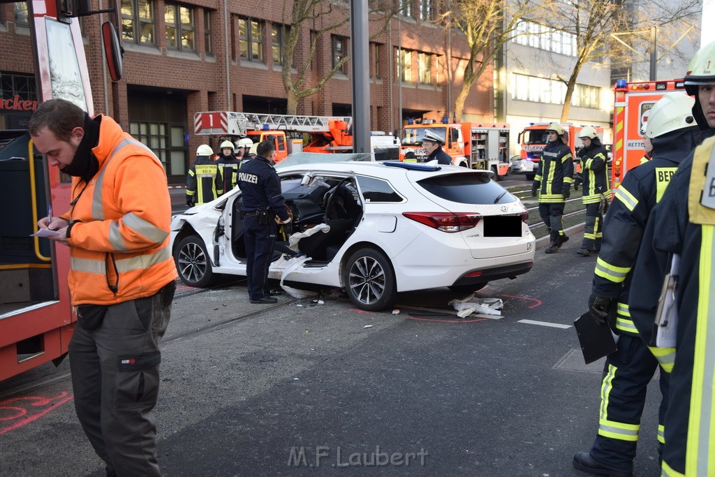 VU PKW Strab Koeln Mitte Pipinenstr Hohestr P053.JPG - Miklos Laubert